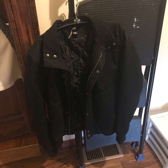 H+M Jacket - Picture 2 of 5